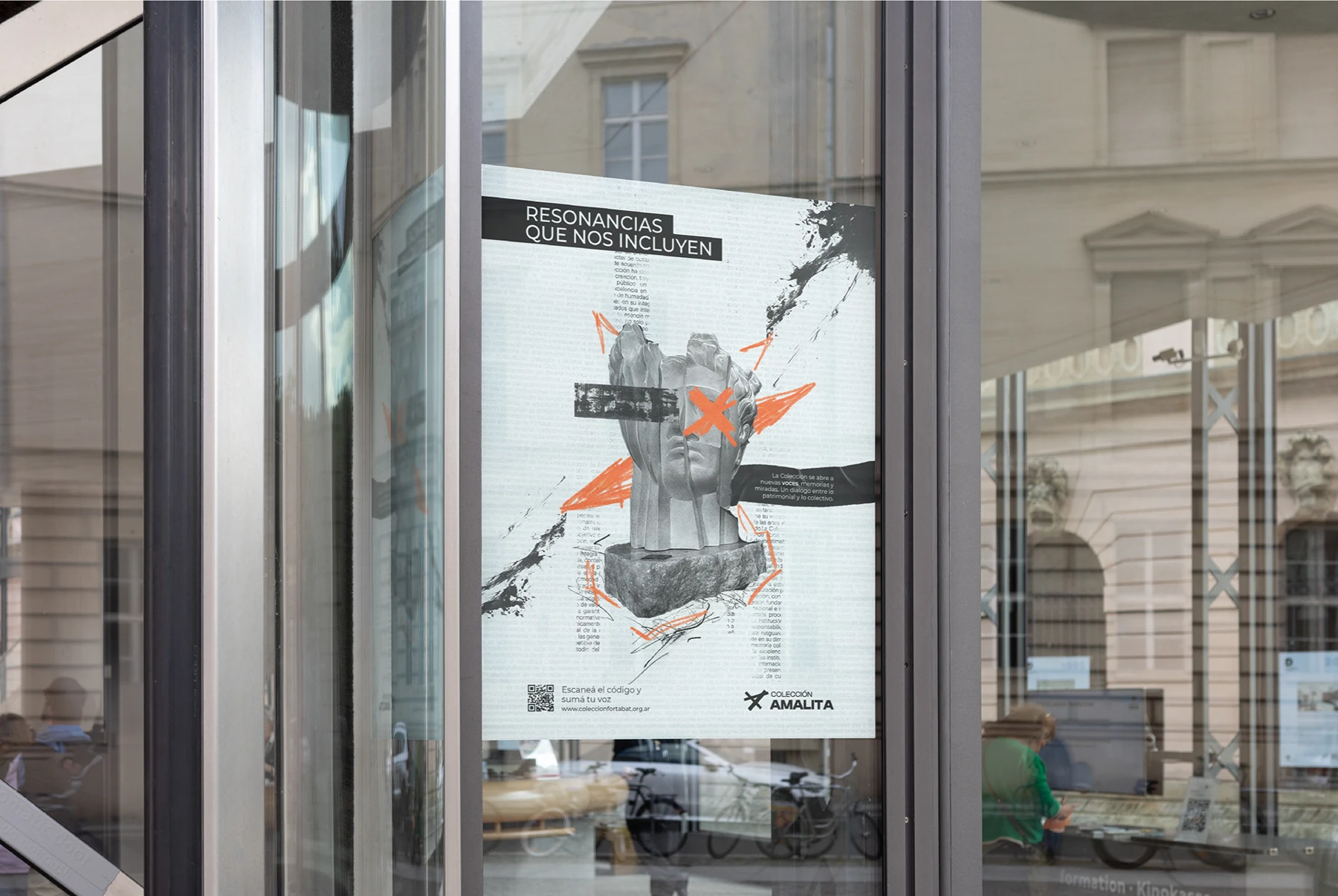 Afiche de Colección Amalita sobre una vidriera, imagen 12 del portfolio